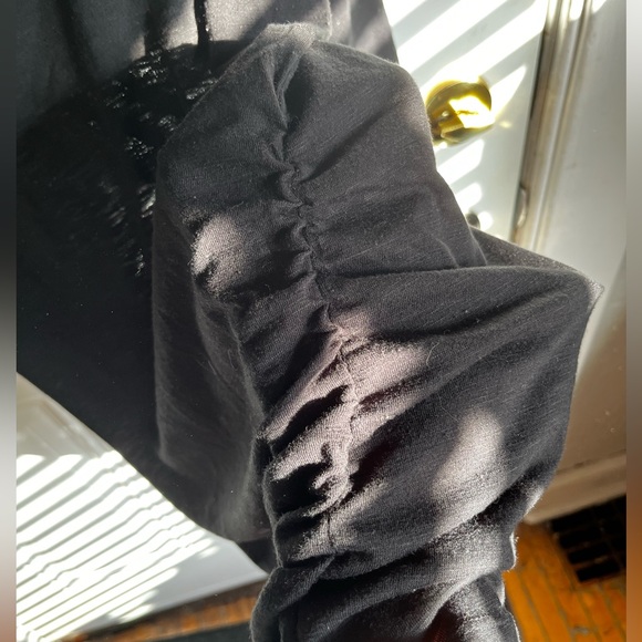 Samantha Stuart | Black Blouse - Picture 5 of 8